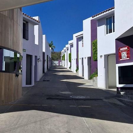 Vp Leon Motel La Reserva Ngoại thất bức ảnh